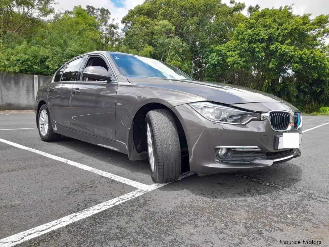 BMW 320i ed in Mauritius