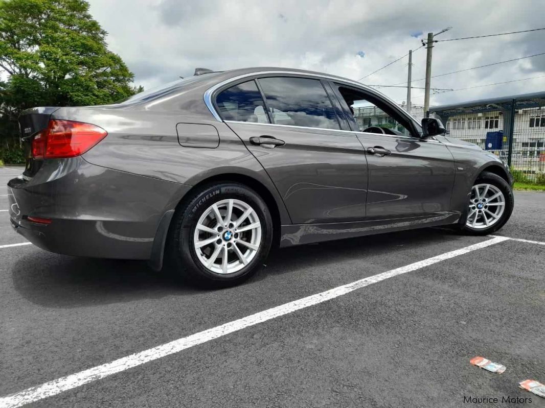 BMW 320i ed in Mauritius