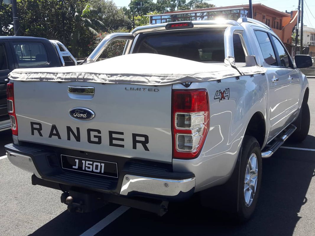 Ford RANGER LIMITED 3.2 AUTO in Mauritius