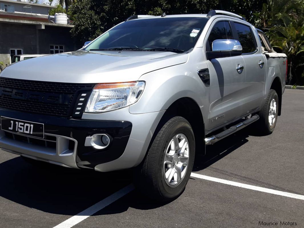 Ford RANGER LIMITED 3.2 AUTO in Mauritius