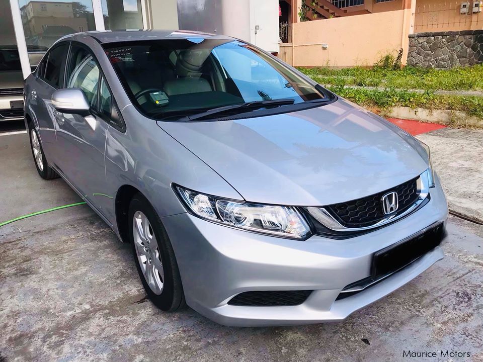 Honda CIVIC 1.6 I-VTEC STEPTRONIC in Mauritius