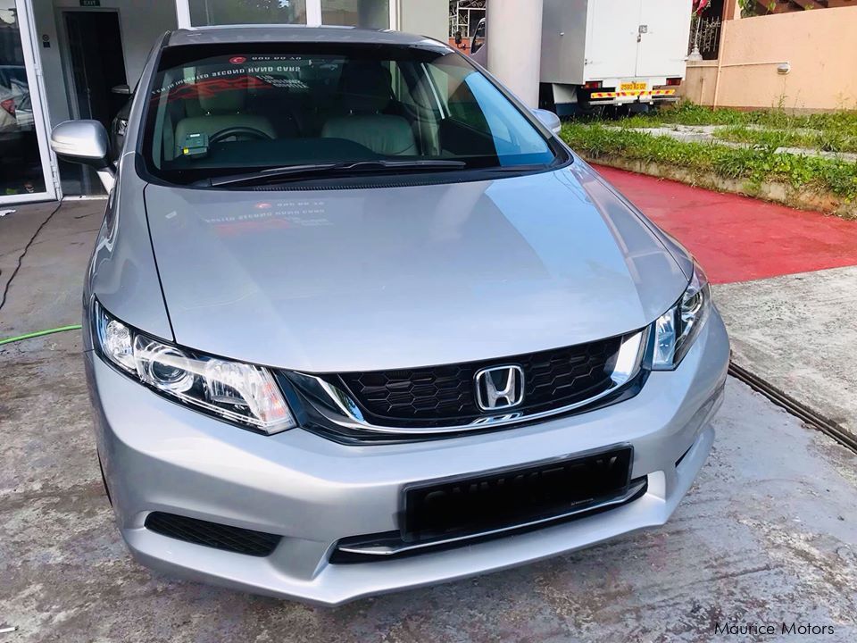 Honda CIVIC 1.6 I-VTEC STEPTRONIC in Mauritius