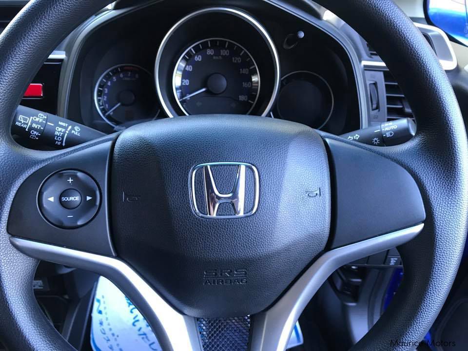 Honda FIT GL PACKAGE 1.3 in Mauritius