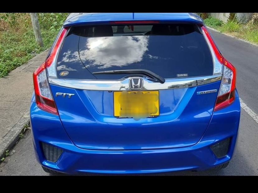 Honda FIT HYBRID in Mauritius