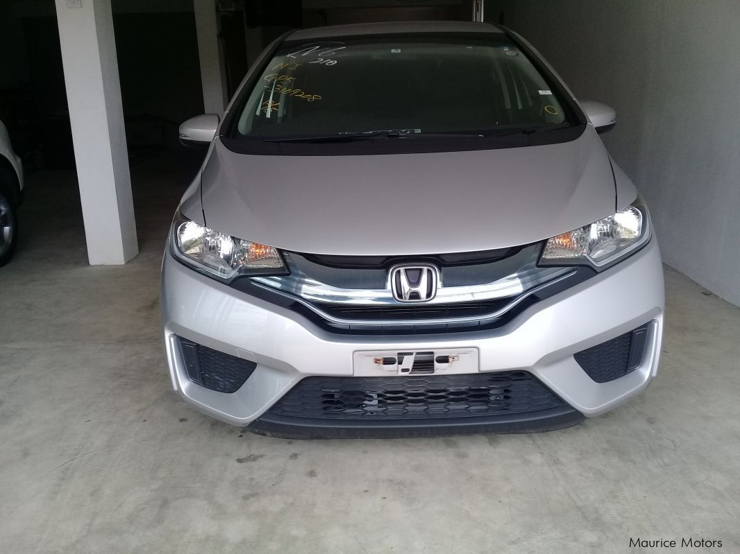 Used Honda Fit hybrid 2015 Fit hybrid for sale Amitié Honda Fit