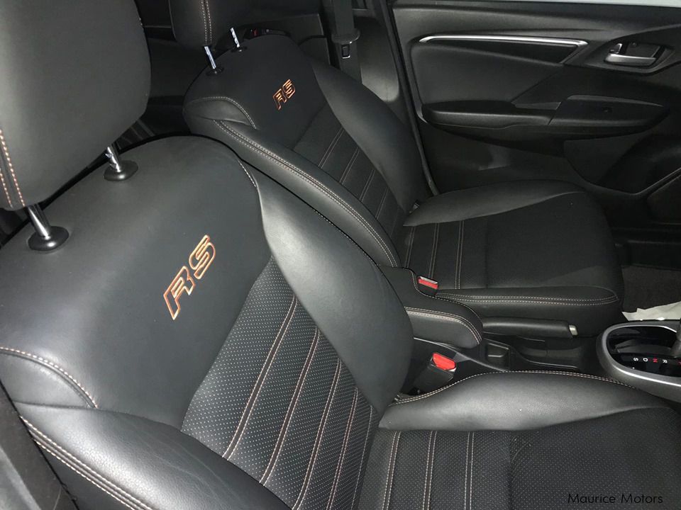 Honda JAZZ RS ( FIT ) 1.5L PADDLE SHIFT  in Mauritius