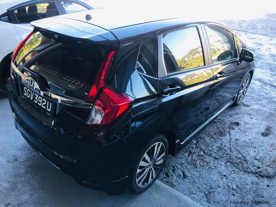 Honda JAZZ RS ( FIT ) 1.5L PADDLE SHIFT in Mauritius