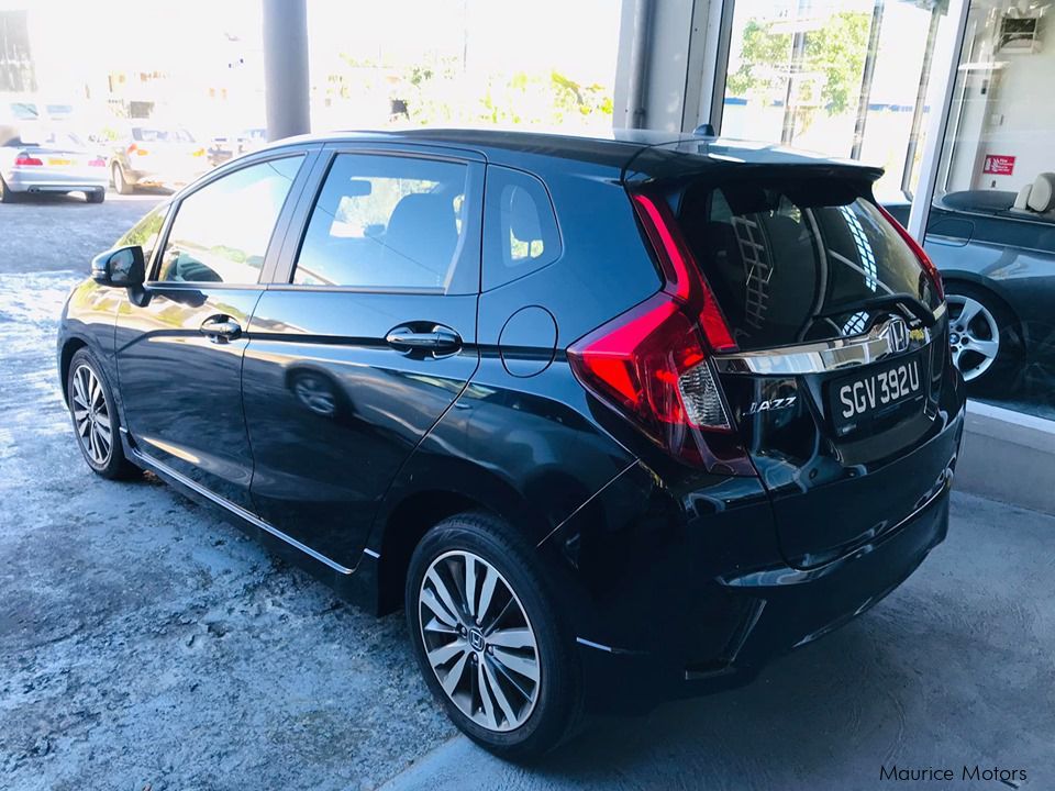 Honda JAZZ RS ( FIT ) 1.5L PADDLE SHIFT in Mauritius