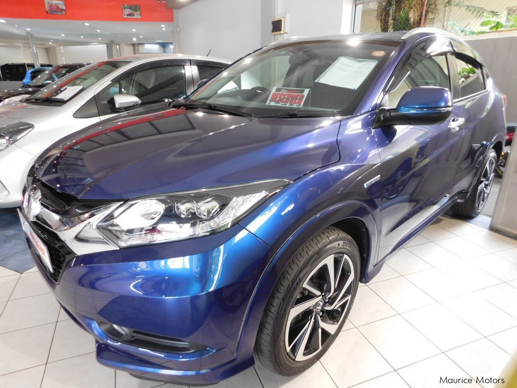 Honda VEZEL - MODEL Z - BLUE - HYBRID in Mauritius