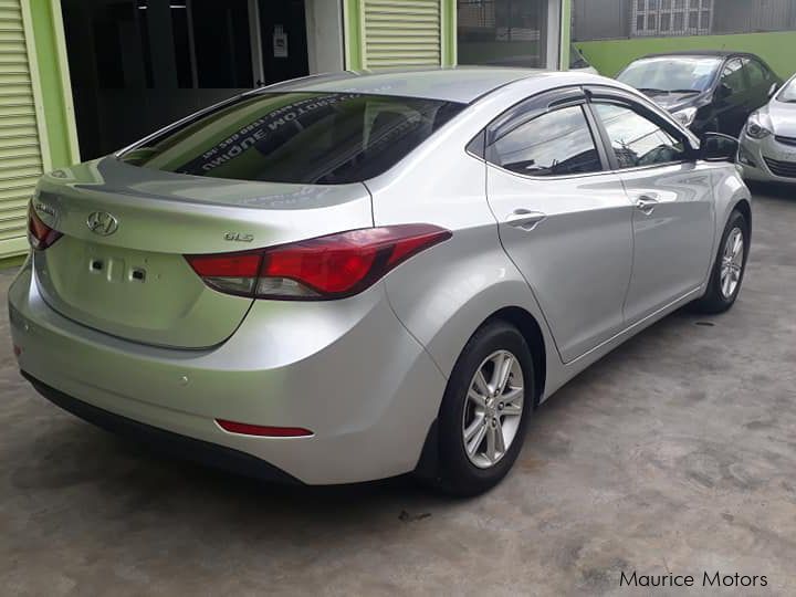 Hyundai Elantra GLS in Mauritius