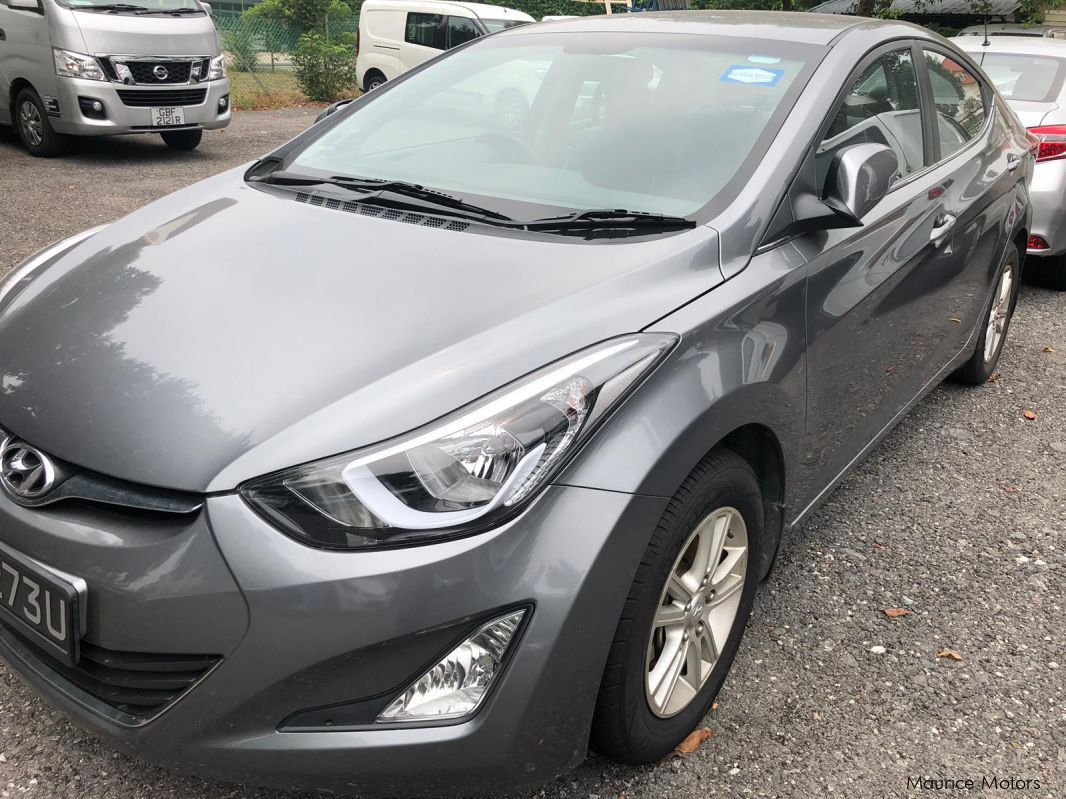Hyundai Elantra GLS in Mauritius