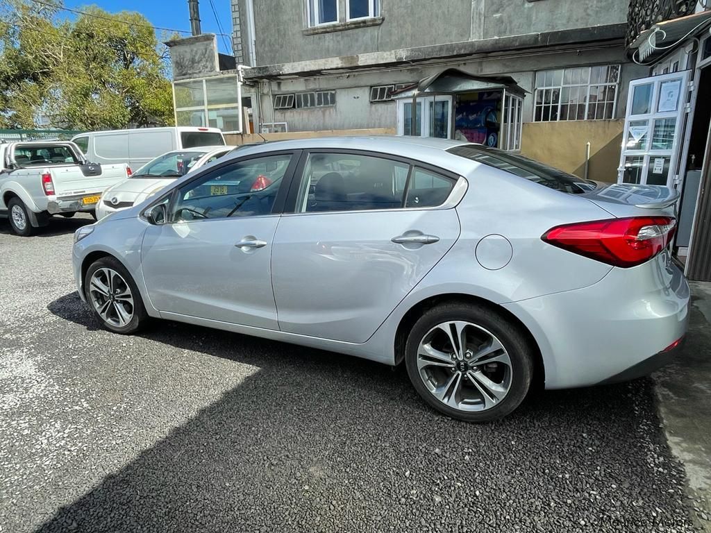 Kia cerato in Mauritius