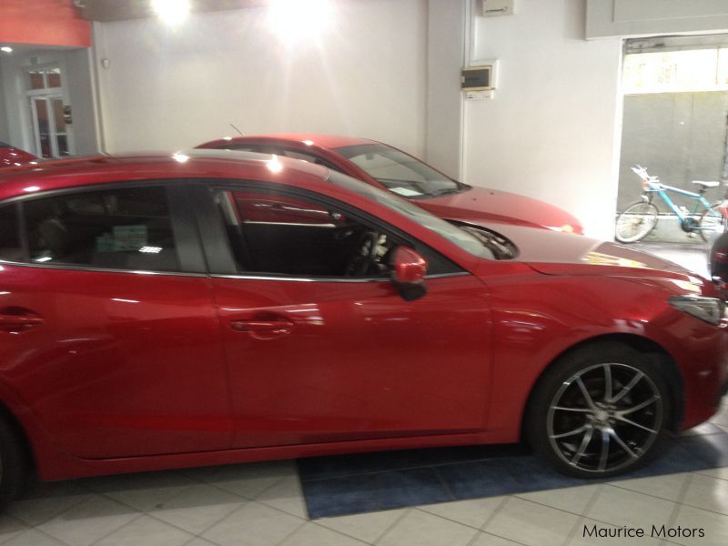 Mazda 3  - RED in Mauritius