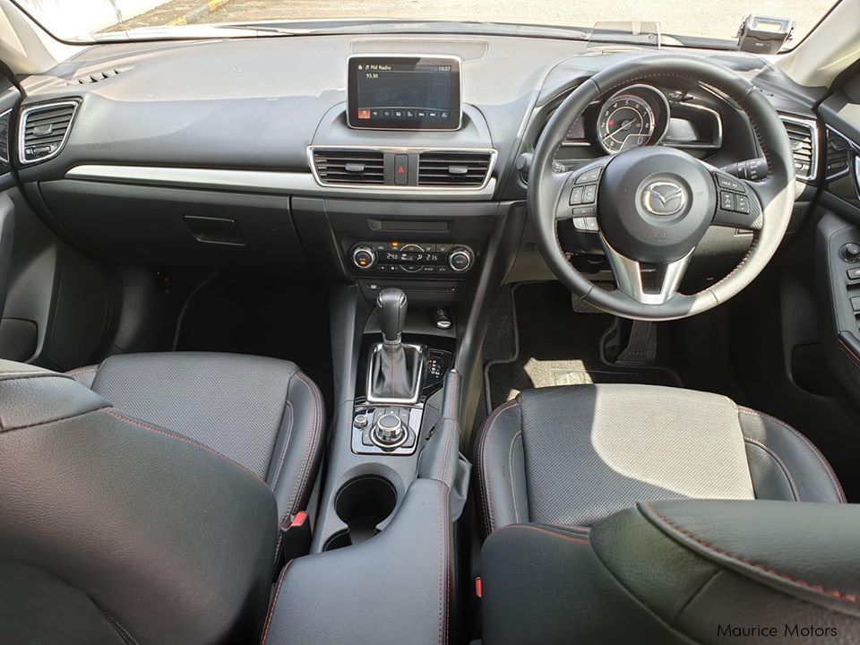 Mazda 3 DELUXE 1.5L  in Mauritius