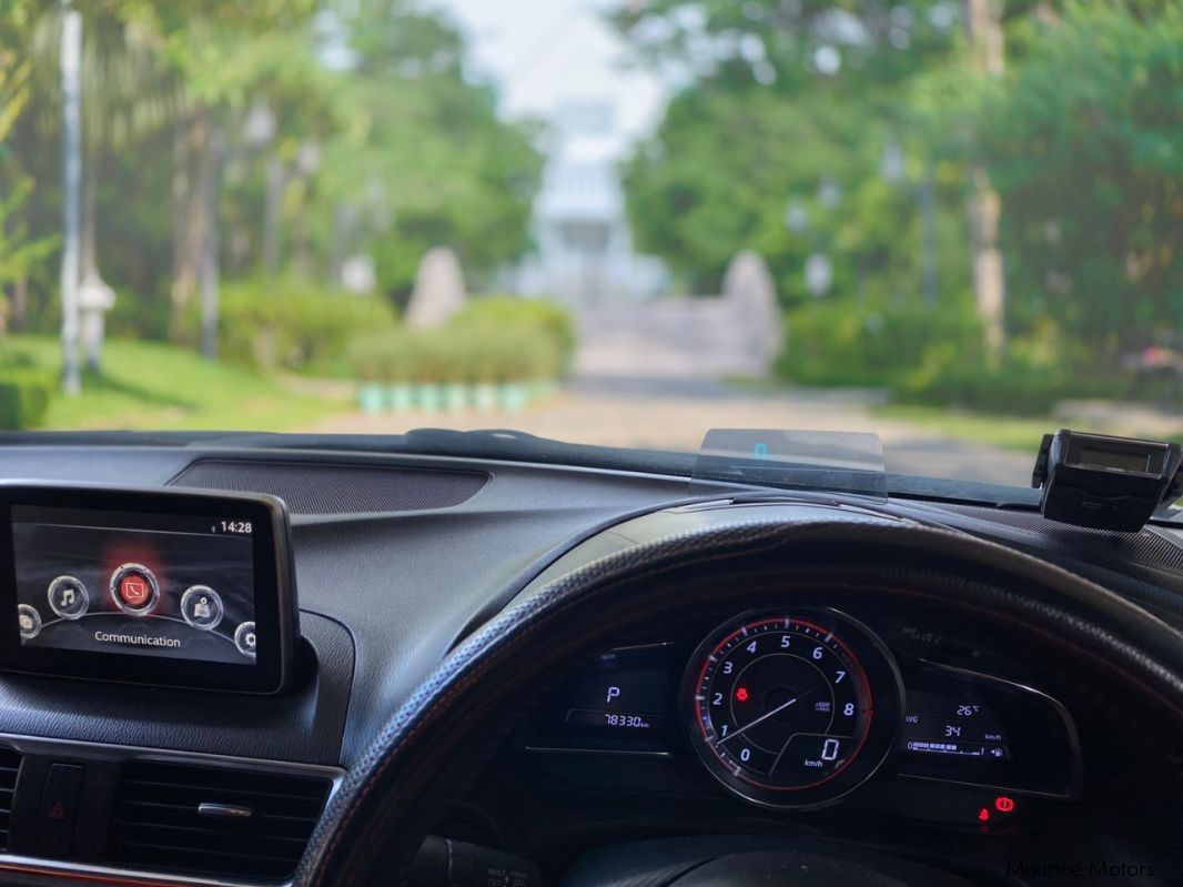 Mazda 3 Sky Activ in Mauritius