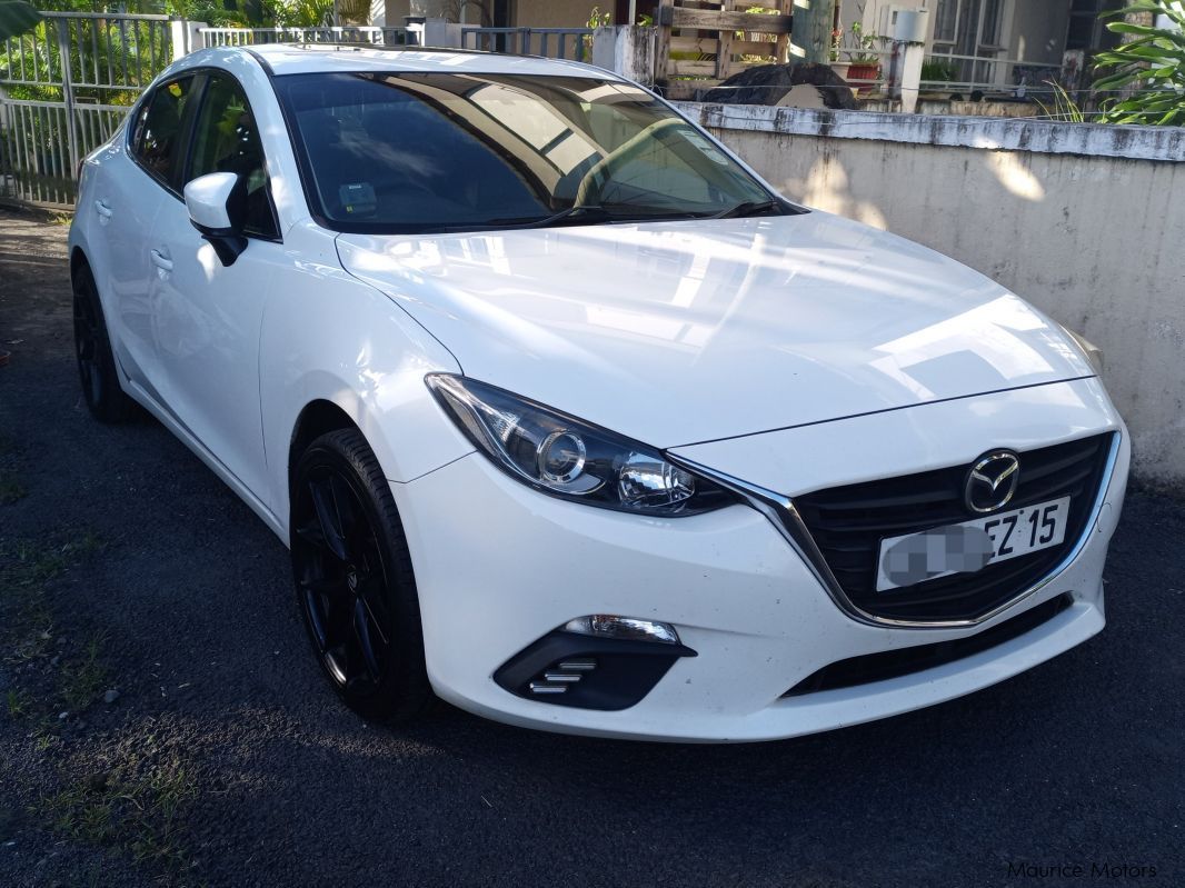 Mazda 3 skyactiv in Mauritius