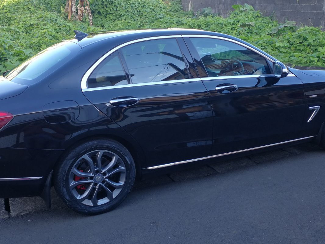 Мерседес w 205