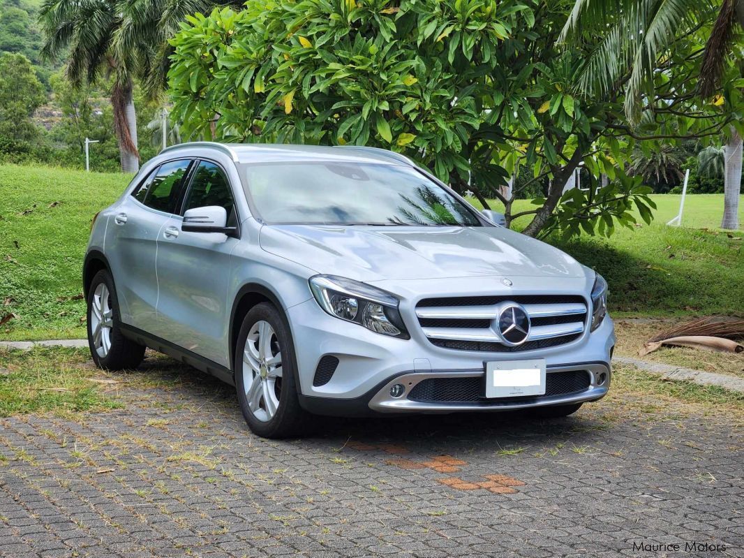 Mercedes-Benz GLA180 SUV in Mauritius