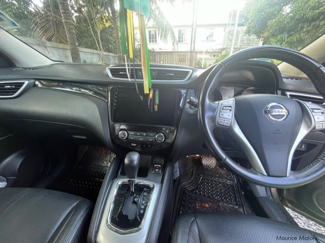 Nissan Qashqai 1.2 Turbo in Mauritius