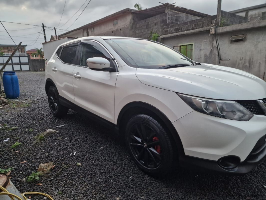 Nissan Qashqai in Mauritius