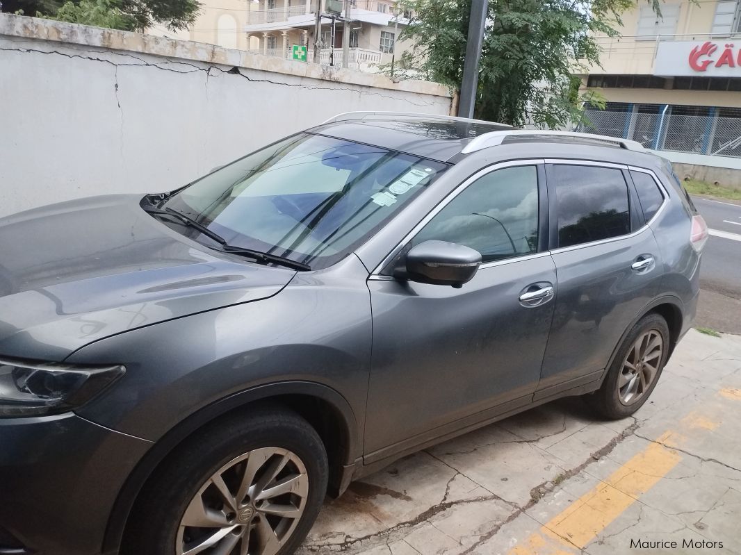 Nissan x-trail in Mauritius