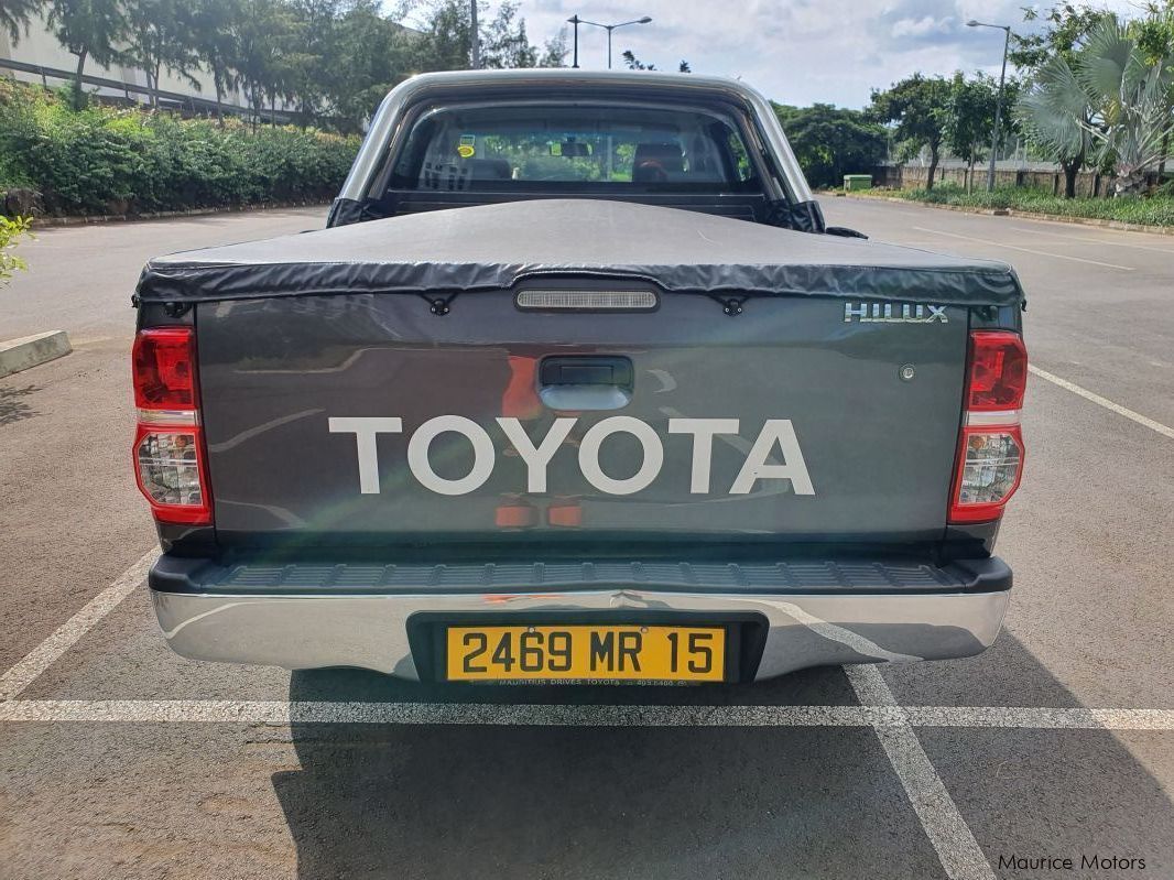 Toyota  Hilux 2.5 Turbo in Mauritius