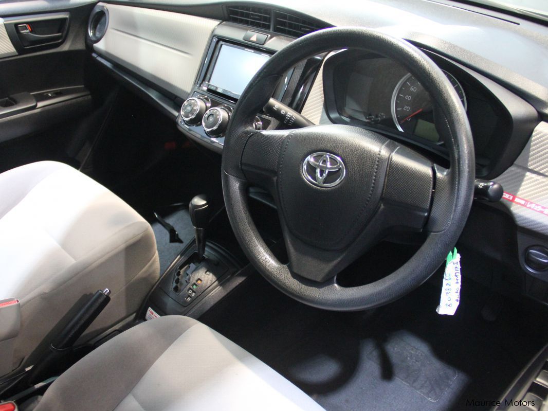 Toyota AXIO - SILVER in Mauritius