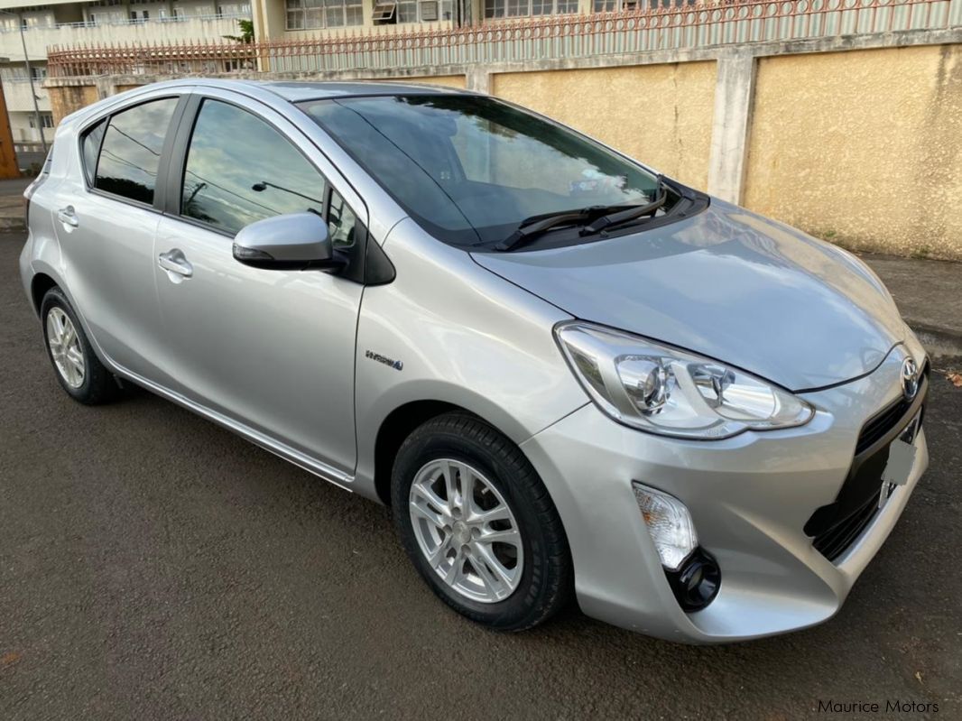 Used Toyota Aqua 2015 Aqua for sale Grand Baie Toyota Aqua sales