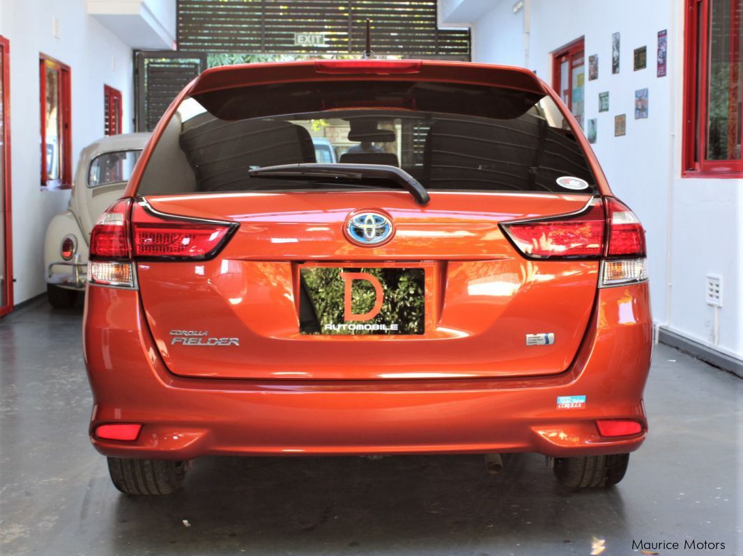 Toyota Fielder Hybrid in Mauritius