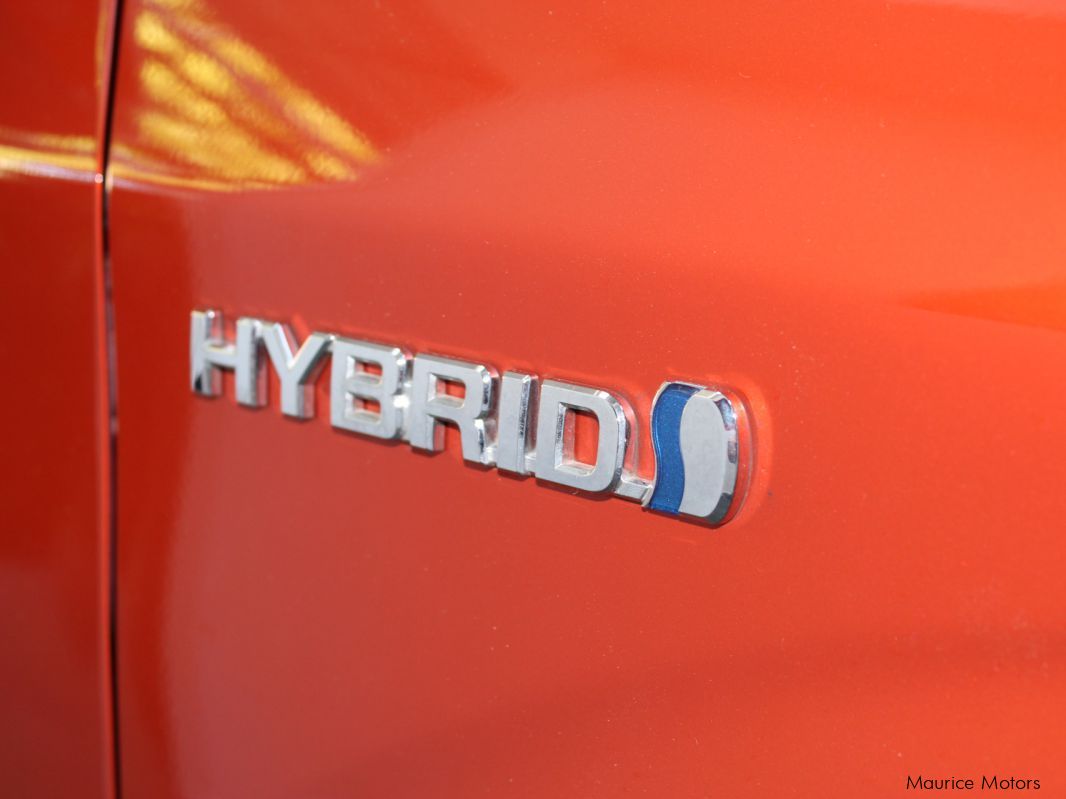 Toyota Fielder Hybrid in Mauritius