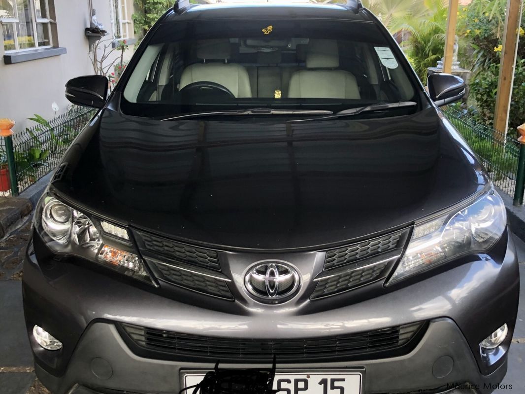 Toyota RAV 4 in Mauritius