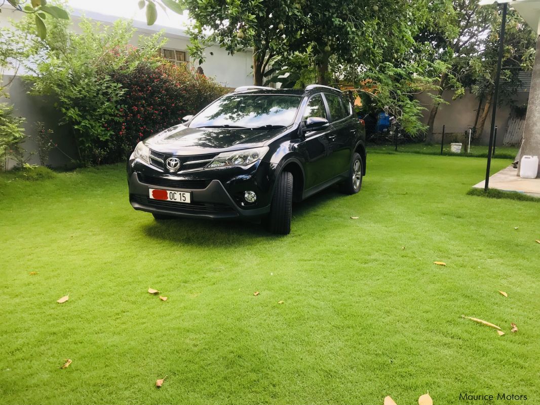 Toyota RAV4 in Mauritius