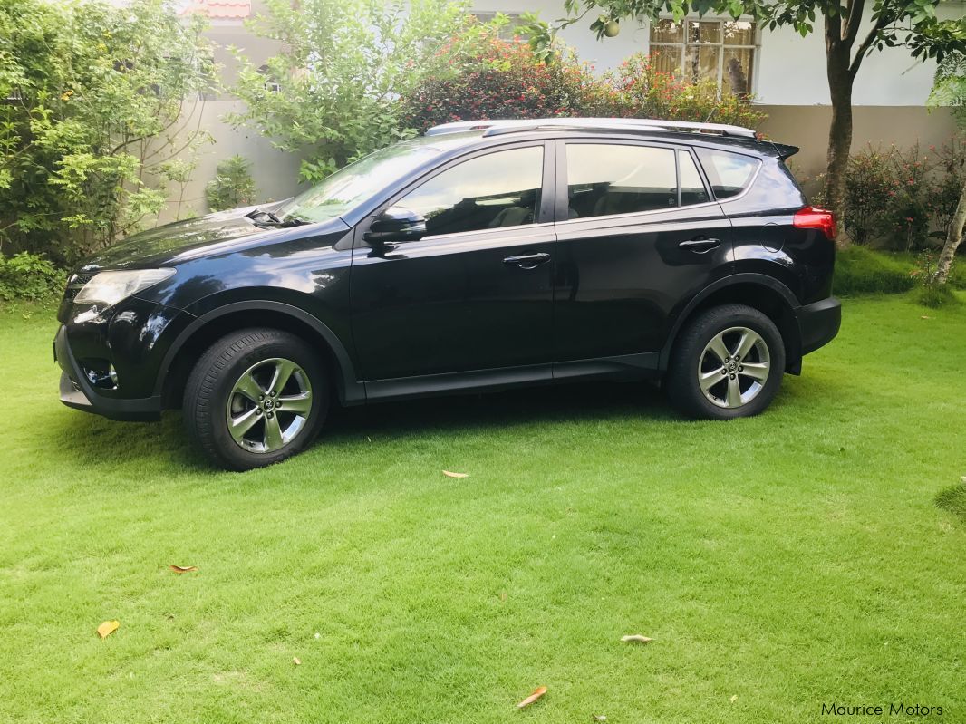 Toyota RAV4 in Mauritius