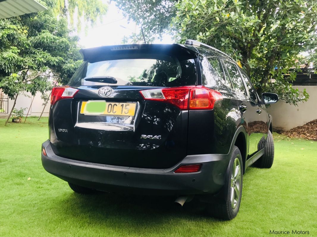 Toyota RAV4 in Mauritius