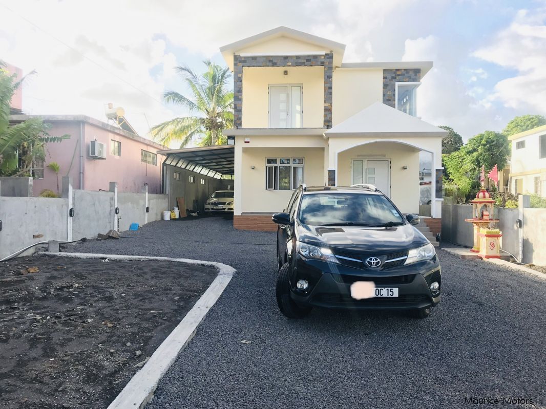 Toyota RAV4 in Mauritius