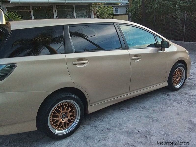 Toyota Wish in Mauritius