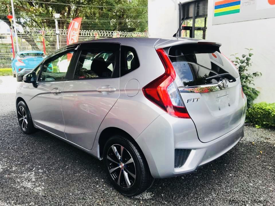 Honda FIT HYBRID in Mauritius