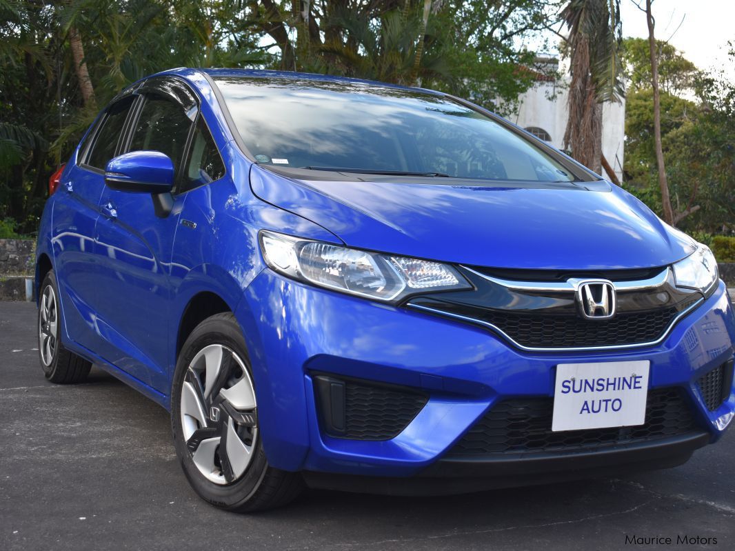 Honda fit hybrid характеристики