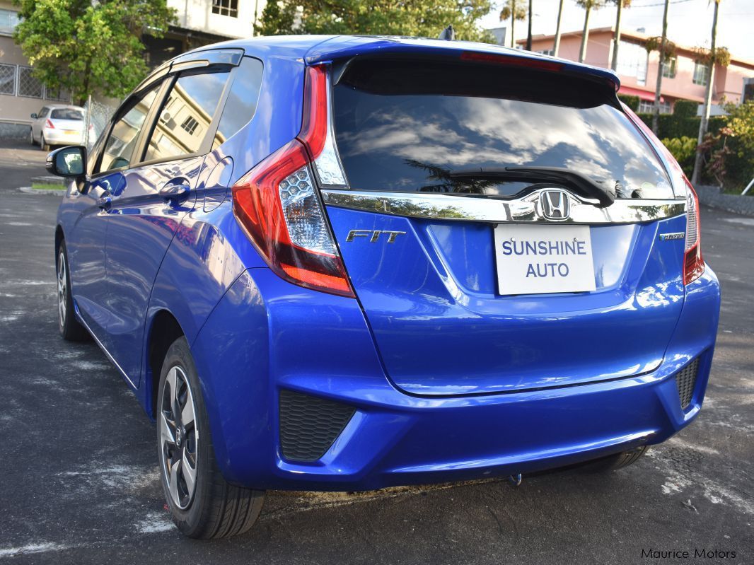 Honda fit 2014 гибрид. Honda fit 2017 гибрид. Honda fit hybrid 2016. Honda fit гибрид. Honda fit hybrid.