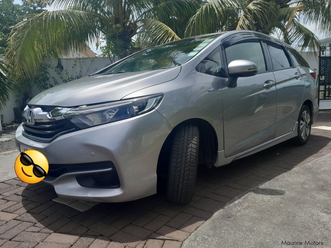 Honda Shuttle in Mauritius