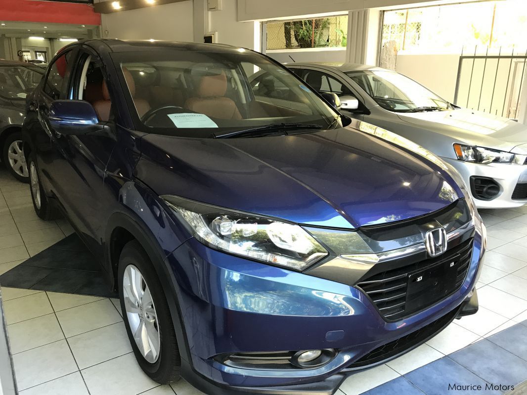 Honda VEZEL - BLUE in Mauritius