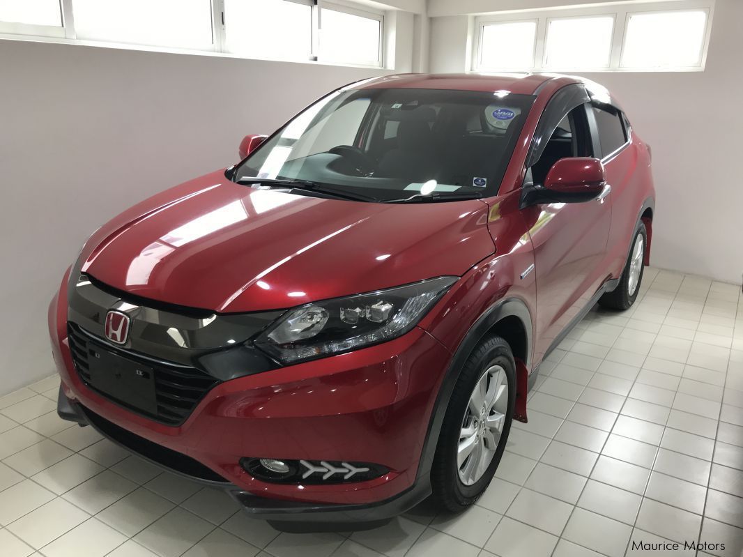 Honda VEZEL - RED in Mauritius