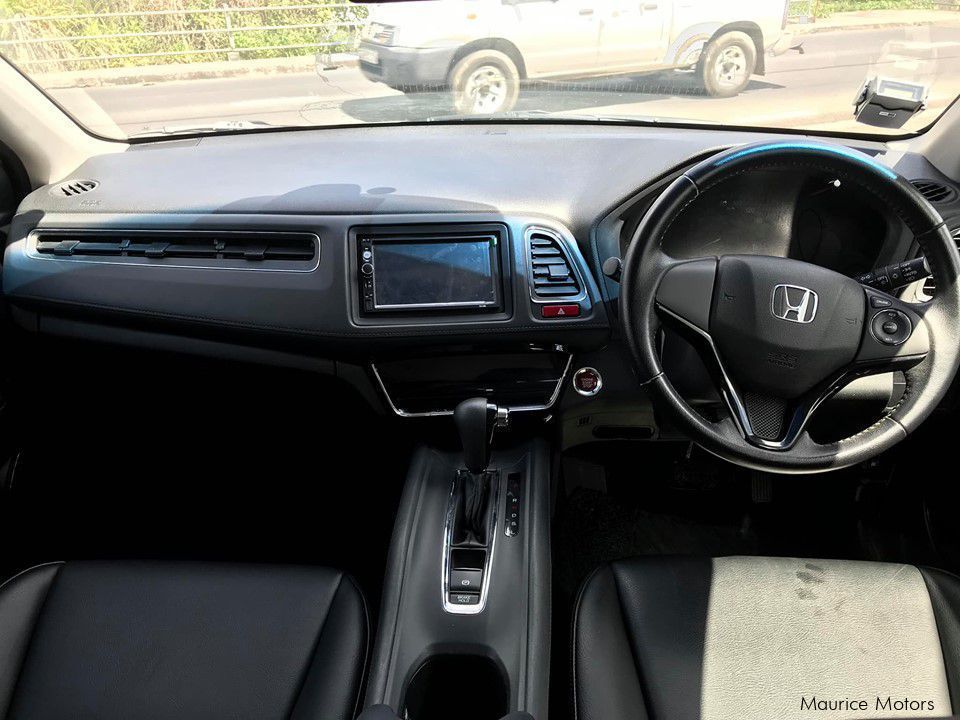 Honda VEZEL 1.5 CVT STEPTRONIC in Mauritius