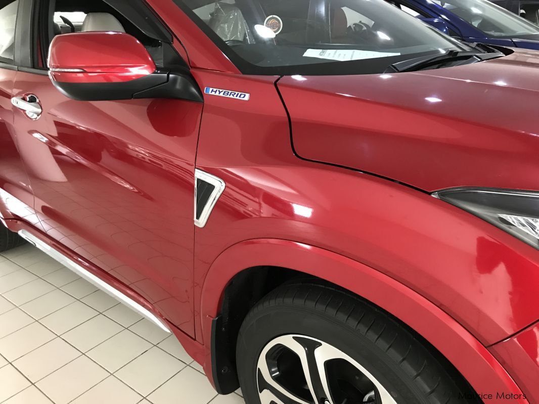 Honda VEZEL HYBRID - RED in Mauritius