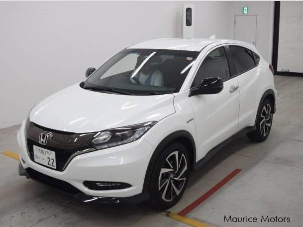 Honda Vezel Hybrid RS in Mauritius