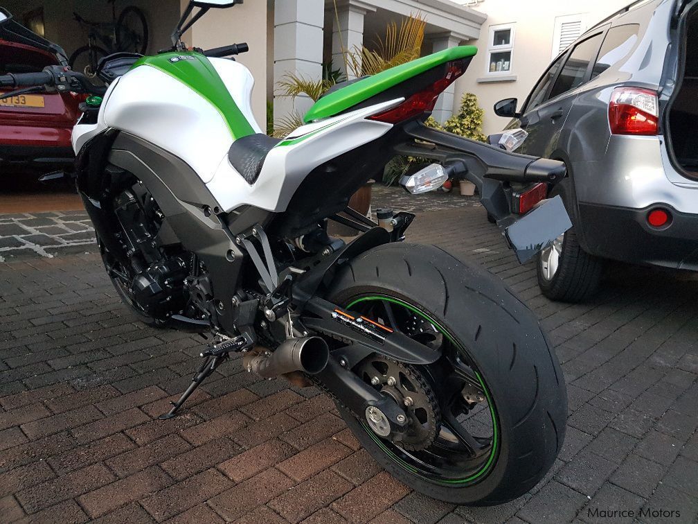 Kawasaki z1000 2016 White in Mauritius