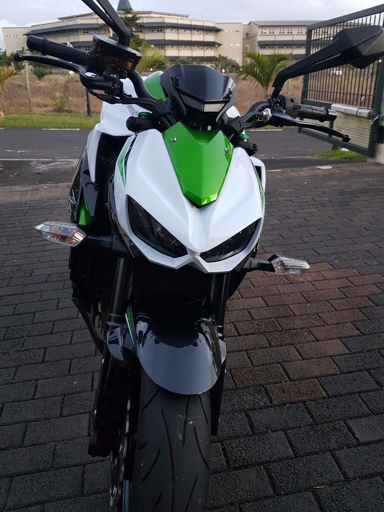 Kawasaki z1000 2016 White in Mauritius