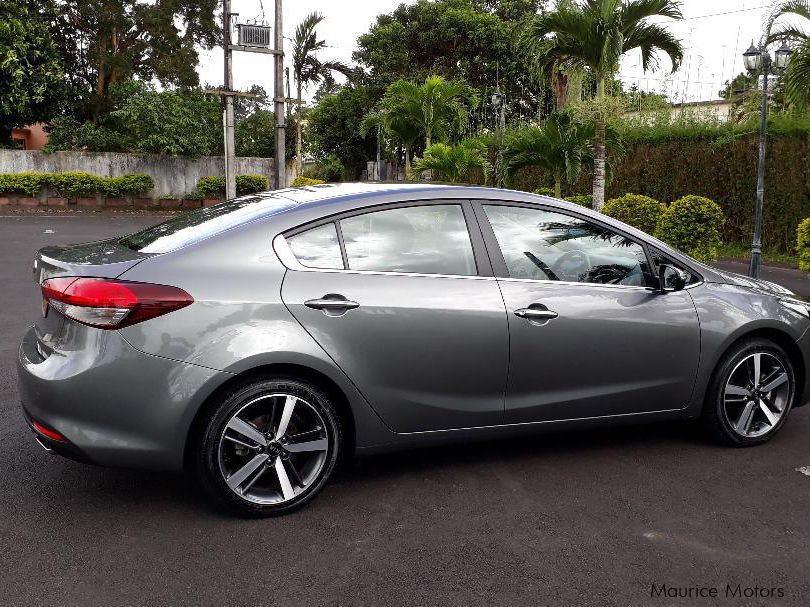 Kia Cerato in Mauritius