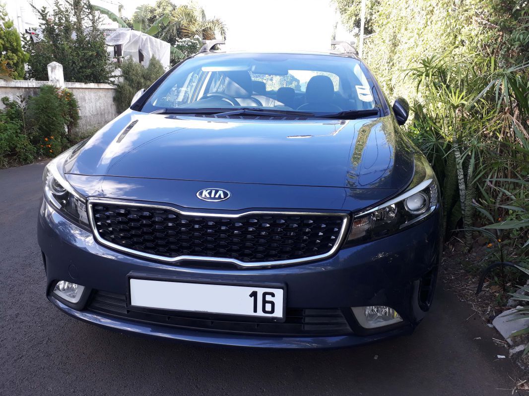 Kia cerato rs