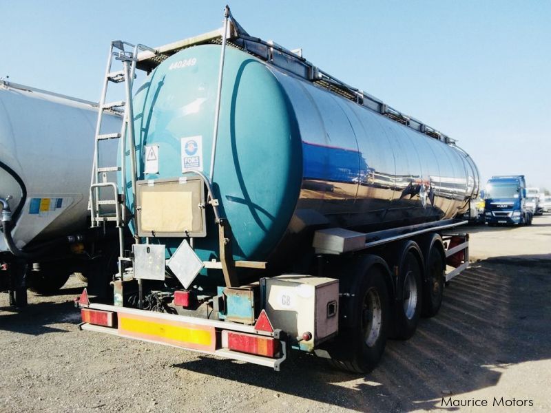 Magyar Magyar tanker trailer in Mauritius